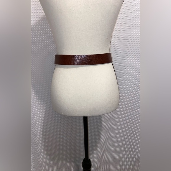 Women’s vintage TRISTAN & ISEUT genuine leather belt size small - Picture 6 of 14